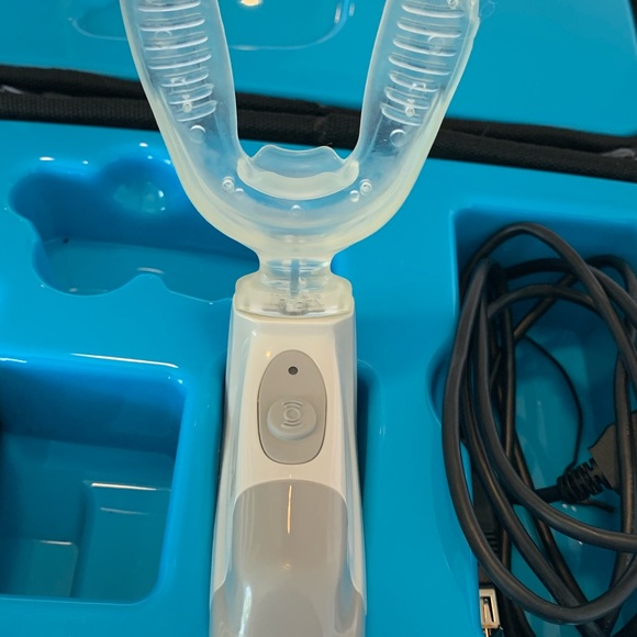 Acceledent - Picture 4 of 4